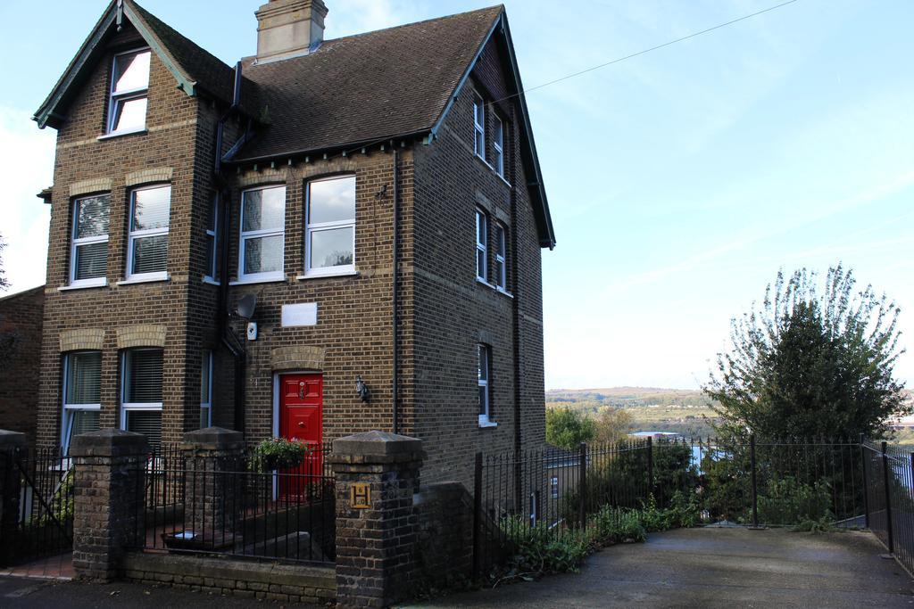 Botleigh Villa Rochester  Eksteriør billede